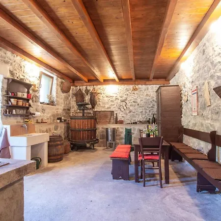 Beautiful In With Kitchen *