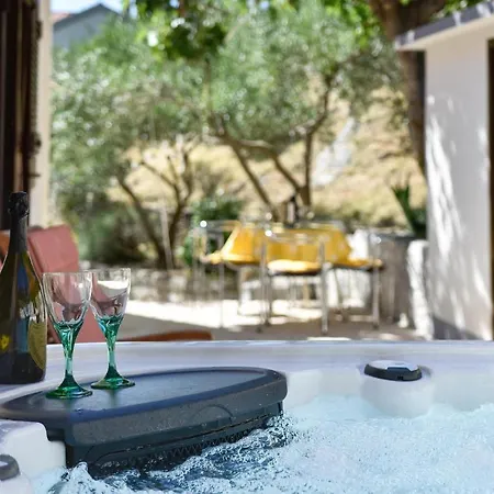 Beautiful In With Wifi * Kučiće